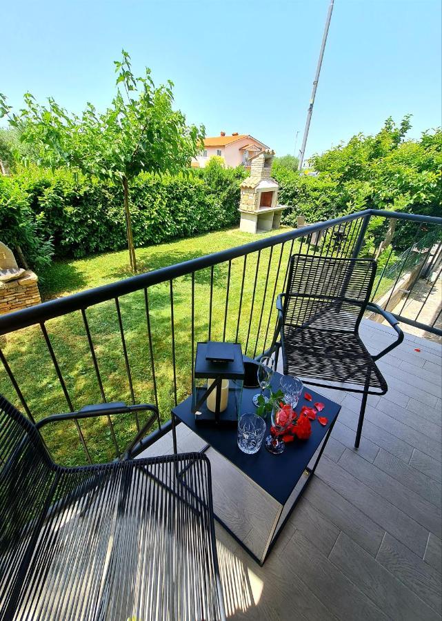 Hisa Nevija Villa Koper Exteriör bild