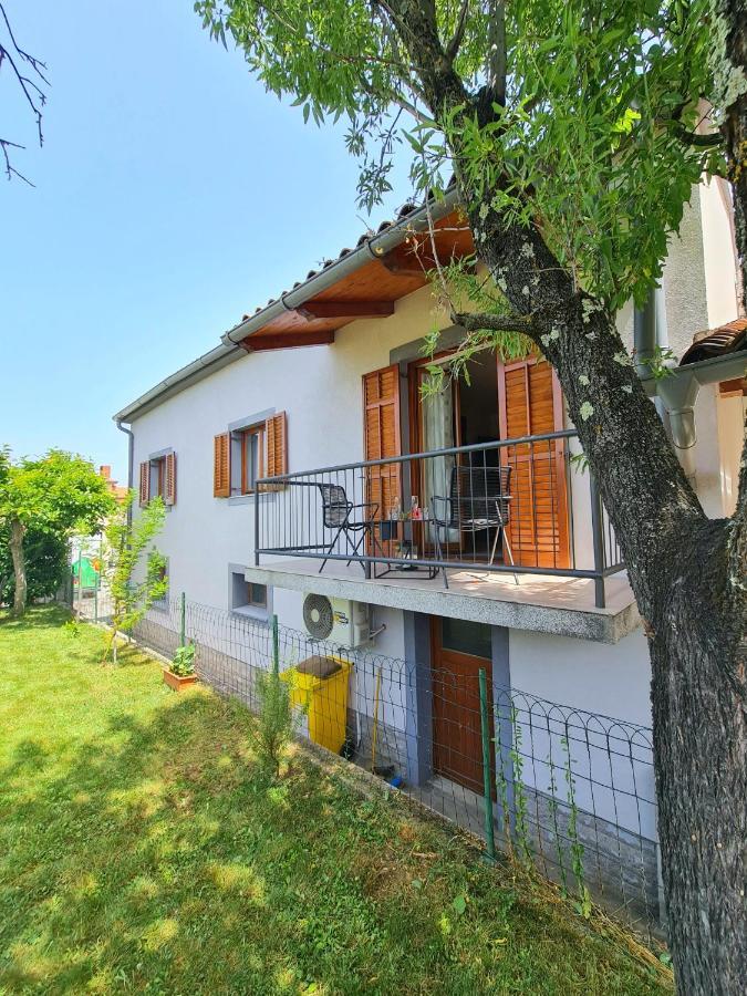 Hisa Nevija Villa Koper Exteriör bild